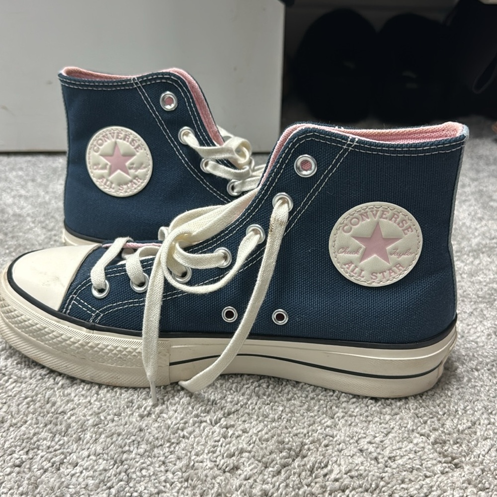 Platform Converse - image 2